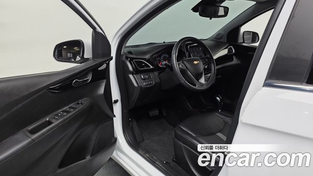 Chevrolet Spark Premier 2019 — фото 10
