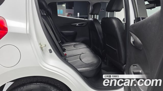 Chevrolet Spark Premier 2019 — фото 12