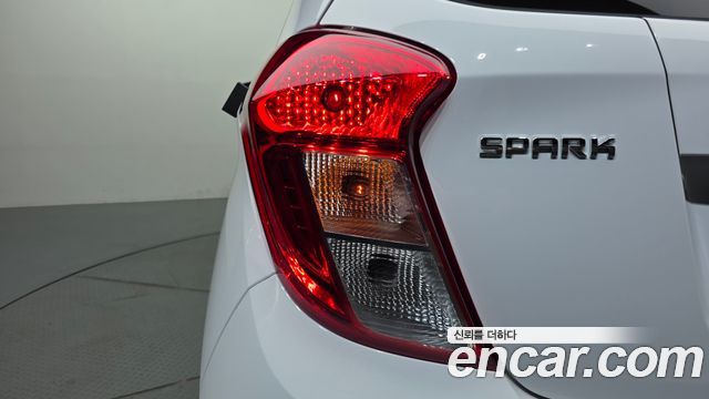 Chevrolet Spark Premier 2019 — фото 23
