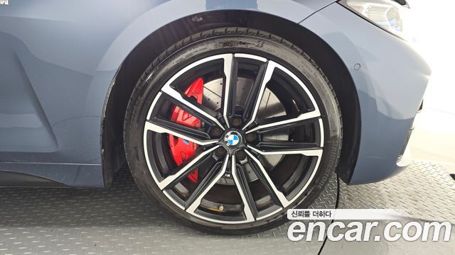 BMW 4 Series (G22) 420i M Sport Performance Coupe 2022 — фото 21