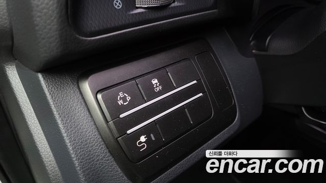 KG Mobility (SsangYong) Tivoli Air Diesel IX 2WD 2016 — фото 16
