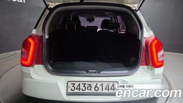 KG Mobility (SsangYong) Tivoli Air Diesel IX 2WD 2016 — фото 20