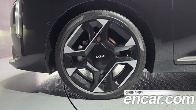 Kia K8 2.5 Gasoline 2WD Signature 2025 — фото 5