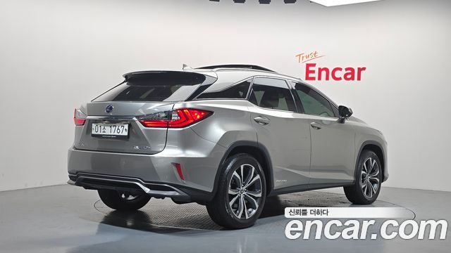 Lexus RX450h (IV) Executive 2018 — фото 2