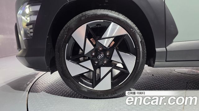 Hyundai Kona (SX2) Gasoline 1.6 Turbo 2WD Inspiration 2023 — фото 5