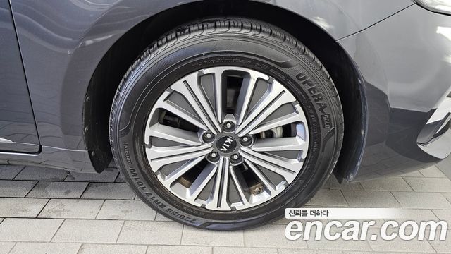 Kia K7 Premier Hybrid Signature 2020 — фото 21