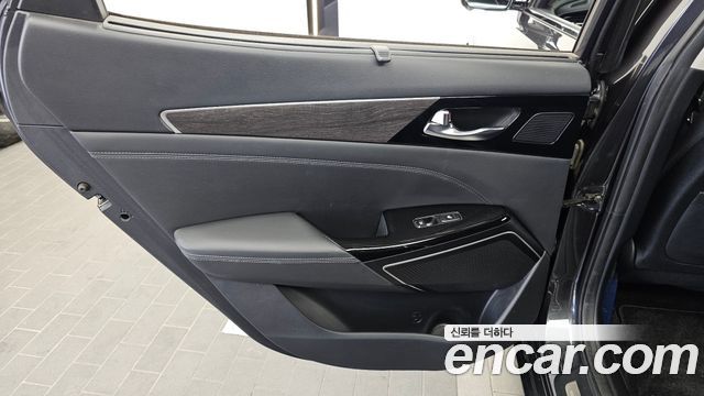 Kia K7 Premier Hybrid Signature 2020 — фото 25