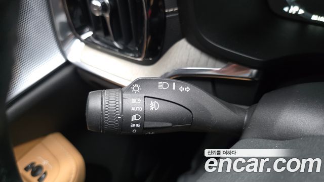 Volvo V60 Cross Country (II) T5 Pro AWD 2020 — фото 33