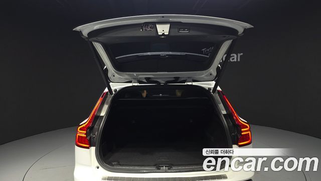 Volvo V60 Cross Country (II) T5 Pro AWD 2020 — фото 35
