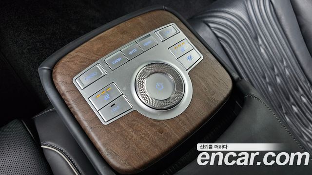 Genesis G80 (RG3) Gasoline 3.5 Turbo AWD 2022 — фото 18