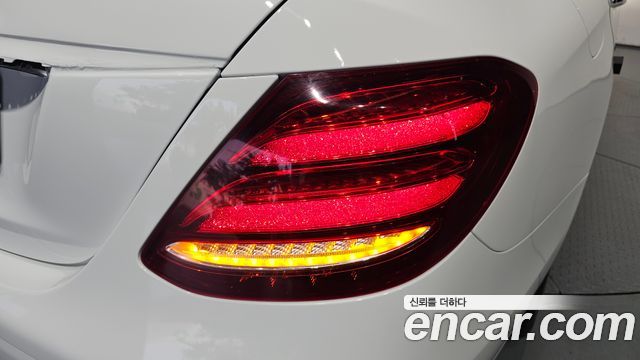 Mercedes-Benz E-Class (W213) E300 Avantgarde 2019 — фото 23