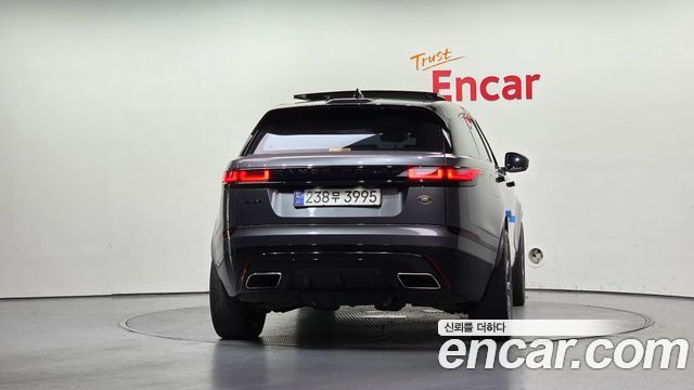 Land Rover Range Rover Velar 3.0 D300 R-Dynamic SE 2018 — фото 4