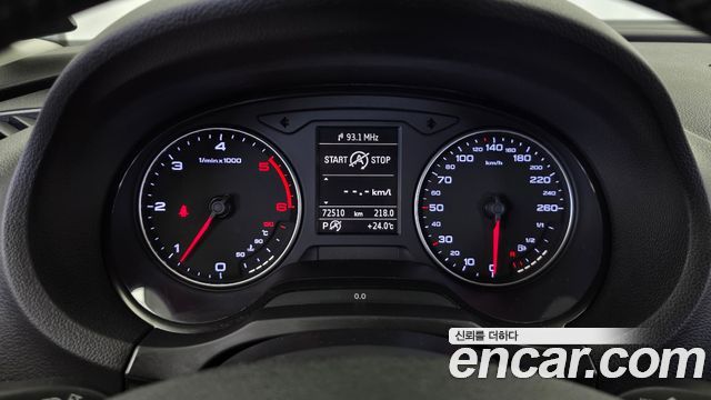 Audi A3 25 TDI Dynamic 8V 2015 — фото 8