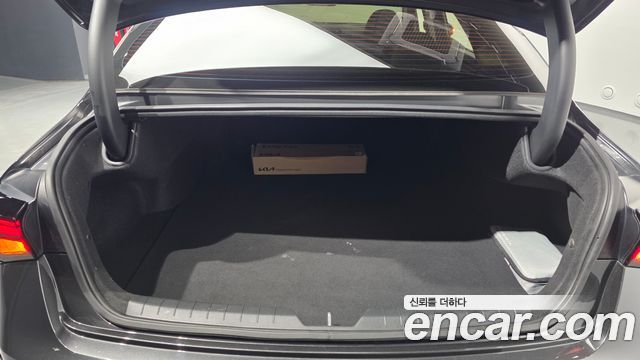 Kia K5 (III) 2.0 LPi(Rent) Trendy 2024 — фото 18