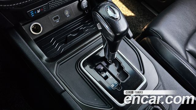 KG Mobility (SsangYong) Rexton Sports Khan Diesel 2.2 4WD Professional X (5-Link) 2019 — фото 9