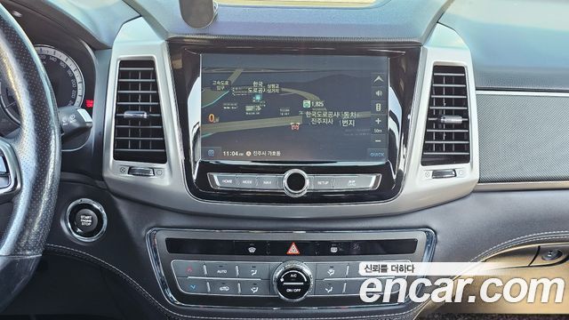 KG Mobility (SsangYong) Rexton Sports Khan Diesel 2.2 4WD Professional X (5-Link) 2019 — фото 13