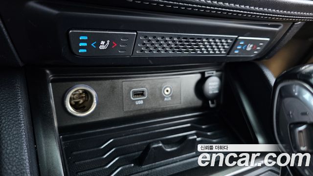 KG Mobility (SsangYong) Rexton Sports Khan Diesel 2.2 4WD Professional X (5-Link) 2019 — фото 15