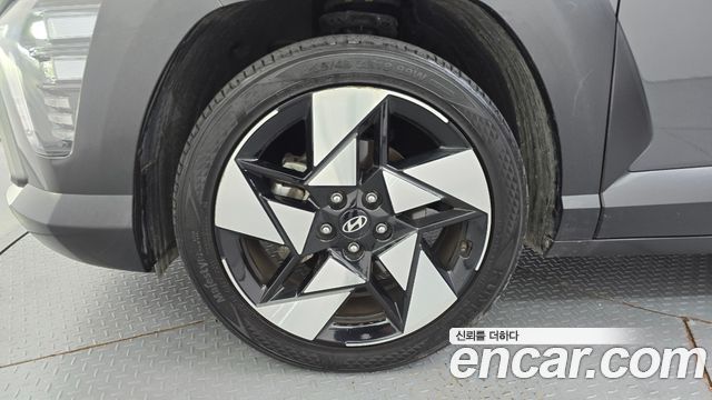 Hyundai Kona (SX2) Gasoline 1.6 Turbo 2WD Inspiration 2023 — фото 5