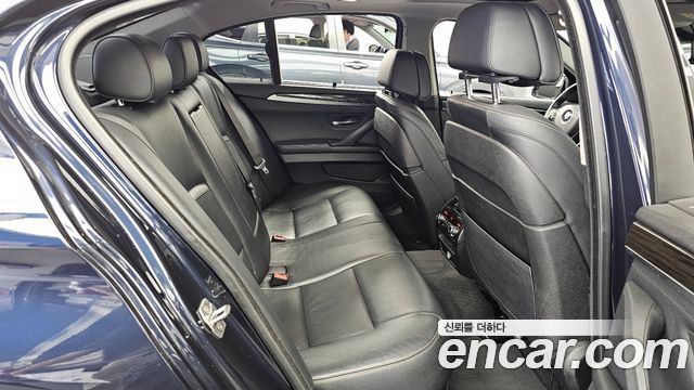 BMW 5 Series (F10) 528i xDrive Luxury Plus 2015 — фото 12