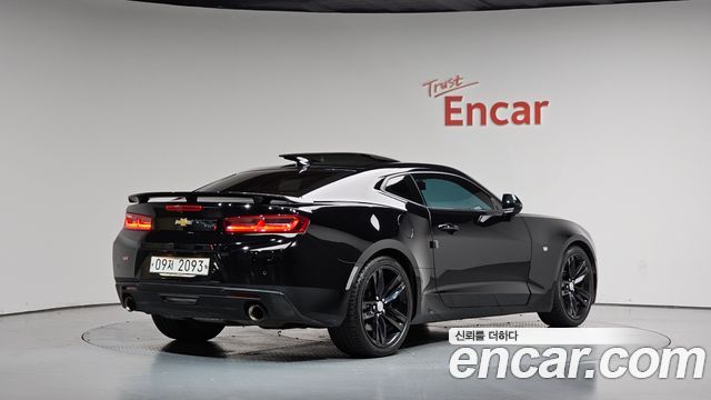 Chevrolet Camaro SS 6.2 V8 2017 — фото 2