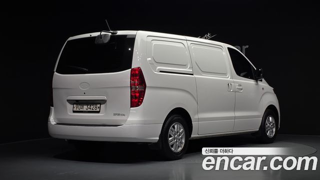 Hyundai Grand Starex Van 3-Seater Smart 2021 — фото 2