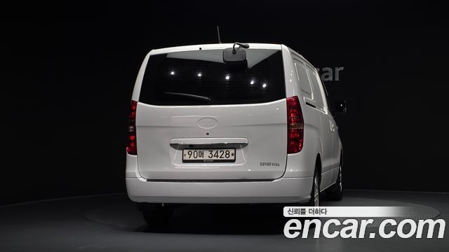 Hyundai Grand Starex Van 3-Seater Smart 2021 — фото 4