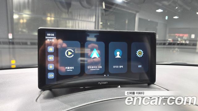 Hyundai Grand Starex Van 3-Seater Smart 2021 — фото 12