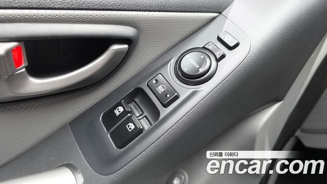 Hyundai Grand Starex Van 3-Seater Smart 2021 — фото 19