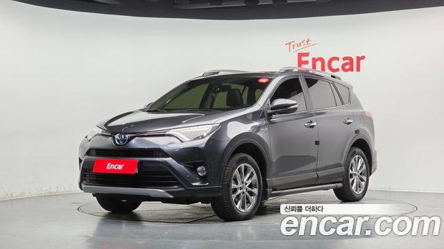 Toyota RAV4 2.5 4WD Hybrid 4th 2018 — фото 1