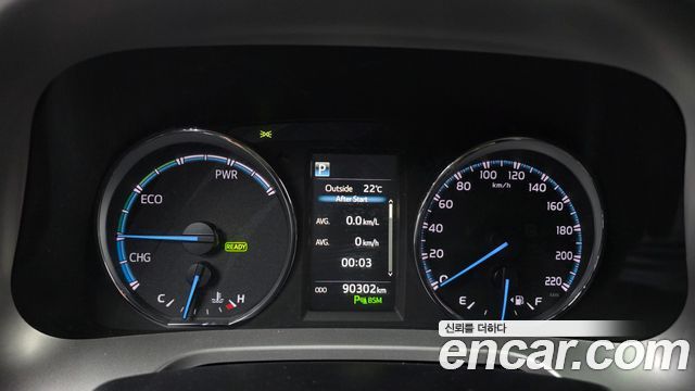 Toyota RAV4 2.5 4WD Hybrid 4th 2018 — фото 8