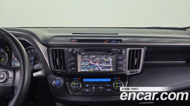 Toyota RAV4 2.5 4WD Hybrid 4th 2018 — фото 37