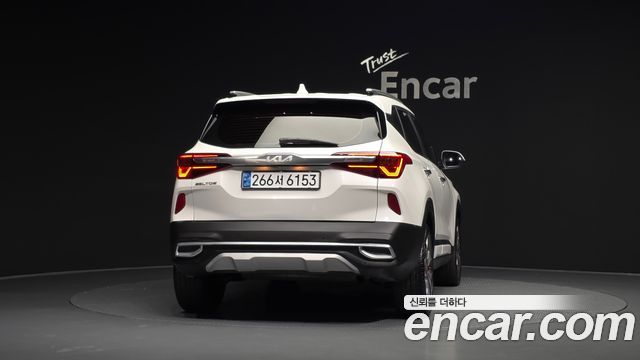 Kia Seltos Gasoline 1.6 Turbo 2WD Signature 2022 — фото 4