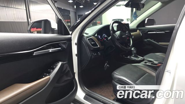 Kia Seltos Gasoline 1.6 Turbo 2WD Signature 2022 — фото 10