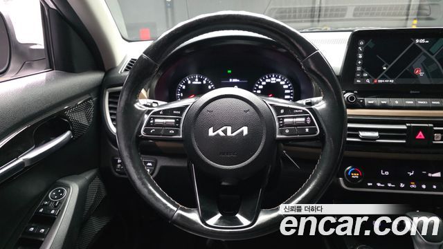 Kia Seltos Gasoline 1.6 Turbo 2WD Signature 2022 — фото 12