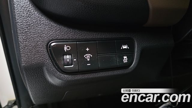 Kia Seltos Gasoline 1.6 Turbo 2WD Signature 2022 — фото 29