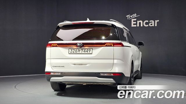 Kia Carnival (IV) Diesel 9-Seater Prestige 2021 — фото 4
