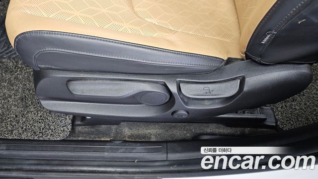 Kia Carnival (IV) Diesel 9-Seater Prestige 2021 — фото 35