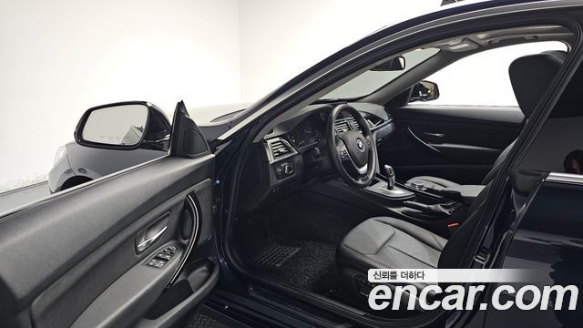 BMW 3 Series GT (F34) GT 320d Premium 2020 — фото 10
