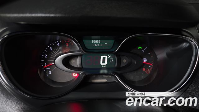 Renault Korea QM3 RE Signature 2017 — фото 8
