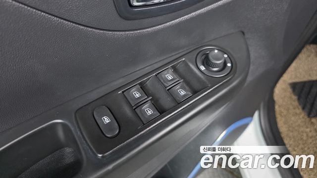 Renault Korea QM3 RE Signature 2017 — фото 11