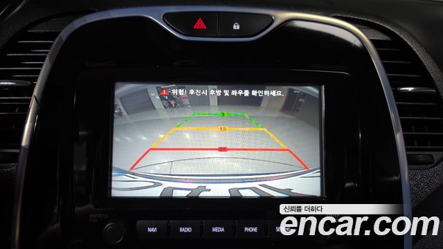Renault Korea QM3 RE Signature 2017 — фото 15