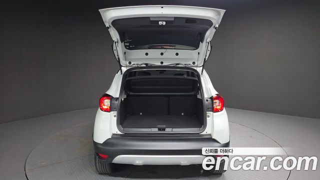Renault Korea QM3 RE Signature 2017 — фото 19