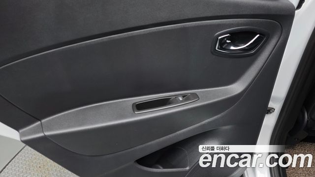 Renault Korea QM3 RE Signature 2017 — фото 25