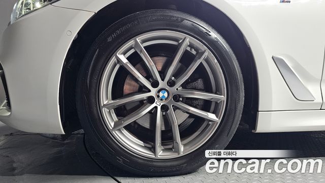 BMW 5 Series (G30) 520i M Sport 2020 — фото 5