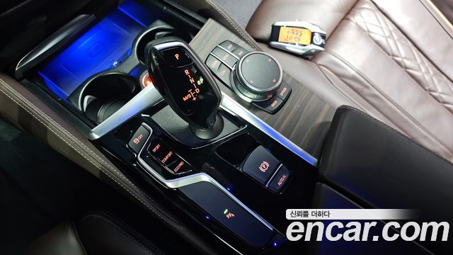 BMW 5 Series (G30) 520i M Sport 2020 — фото 9