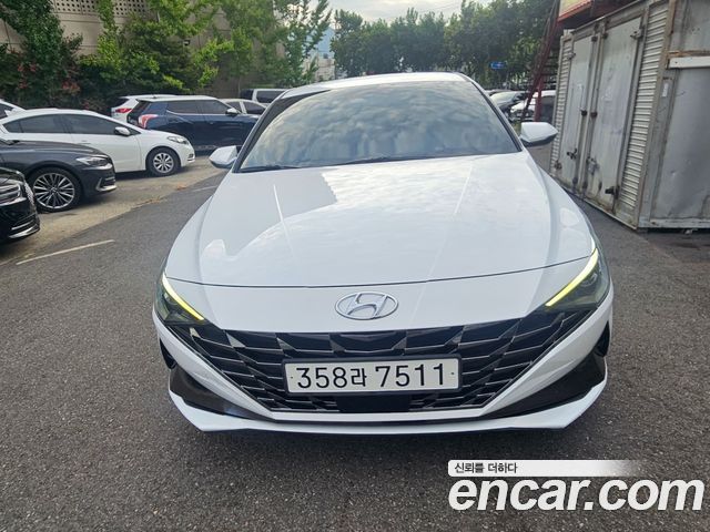 Hyundai Avante (CN7) 1.6 Modern