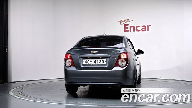 Chevrolet Aveo Sedan 1.4 Turbo LS Deluxe 2015 — фото 4