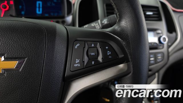 Chevrolet Aveo Sedan 1.4 Turbo LS Deluxe 2015 — фото 19