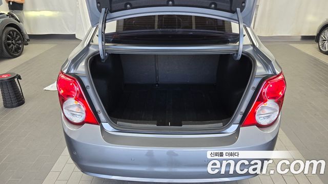 Chevrolet Aveo Sedan 1.4 Turbo LS Deluxe 2015 — фото 20