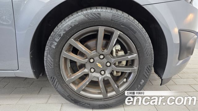 Chevrolet Aveo Sedan 1.4 Turbo LS Deluxe 2015 — фото 21